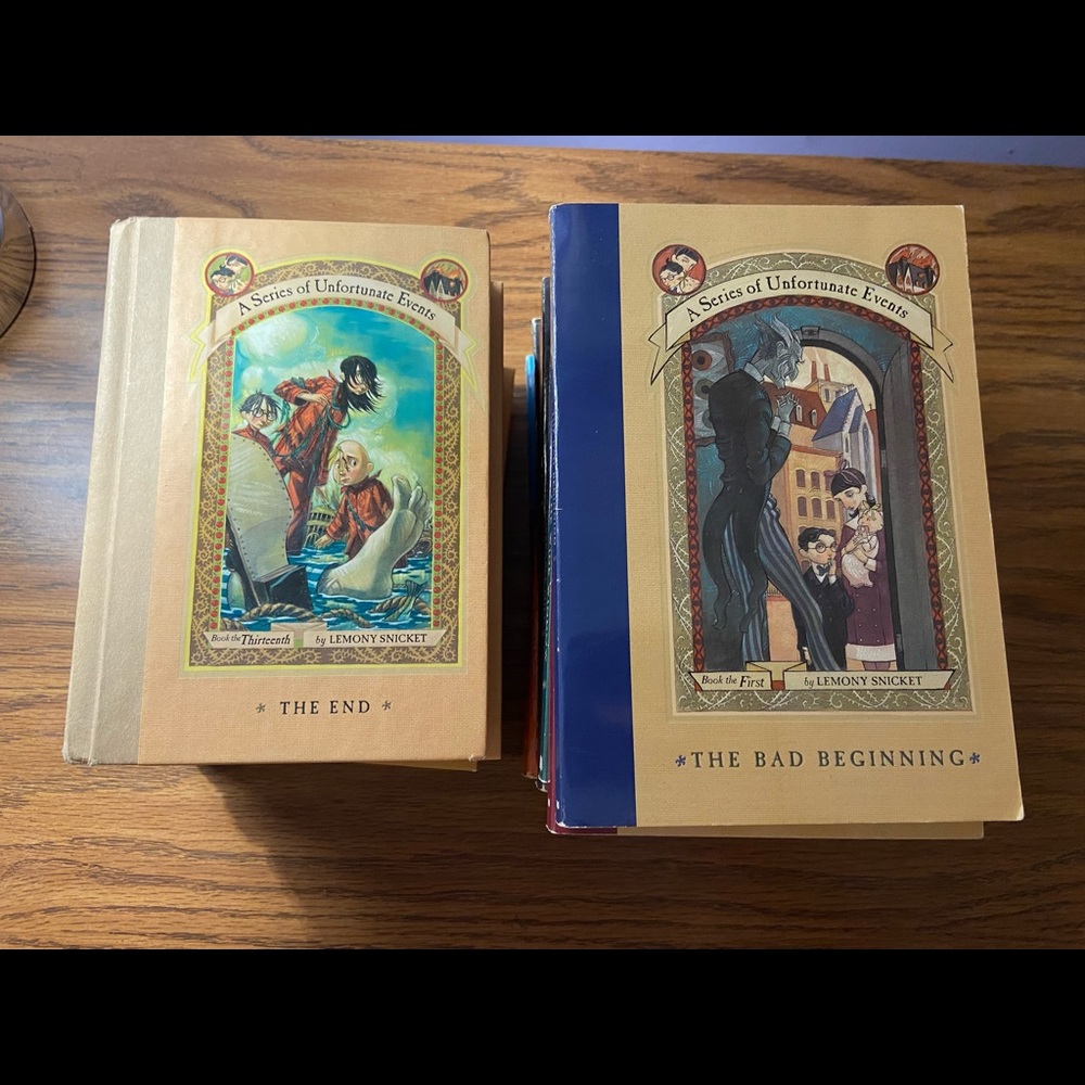 Complete Set of Series of Unfortunate Events Books by Lemony Snicket